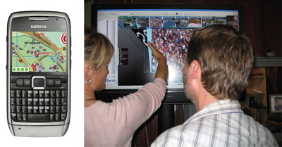 Figure 2: interaction with the 3D environment with handheld devices (left) and stationary monitors (right).