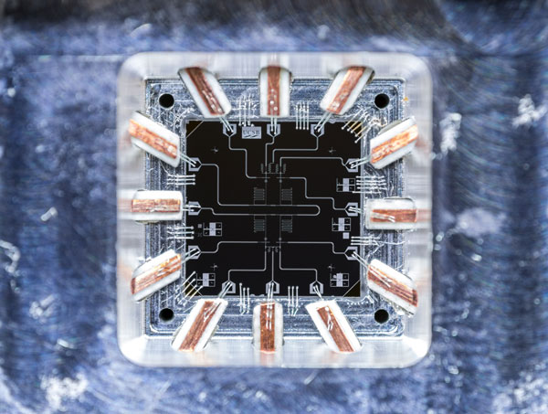 Superconducting Quantum Circuit. Photo: Michael Fang, Martinis Lab (UCSB and Google) 