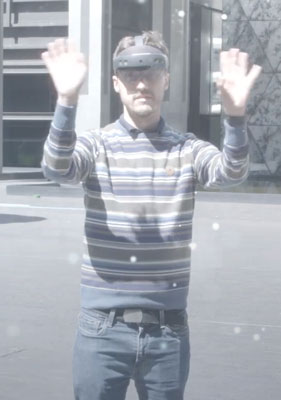 Figure 6: AR user waving to user in VR.